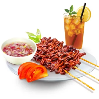 Isaw with Iced Tea in adobo house